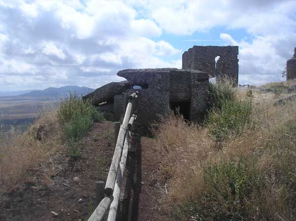Benquerencia de la Serena. El Eco de dos Guerras. Frente de Extremadura.